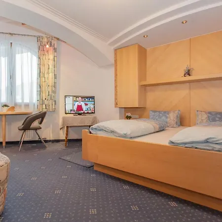 Gaestehaus Rosi 3*