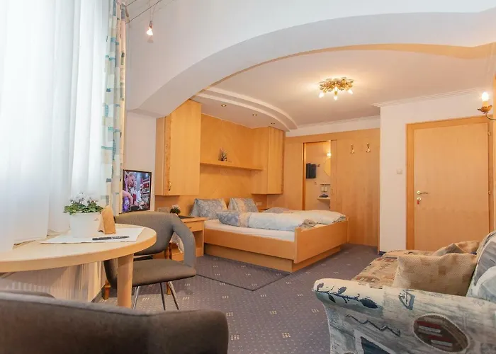 Gasthuis Gaestehaus Rosi 3*