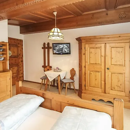 Gaestehaus Rosi Pensión 3*