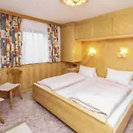 Gaestehaus Rosi Casa de hóspedes Fieberbrunn
