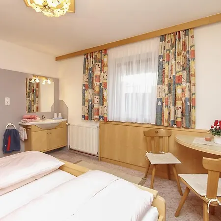 Πανσιόν Gaestehaus Rosi