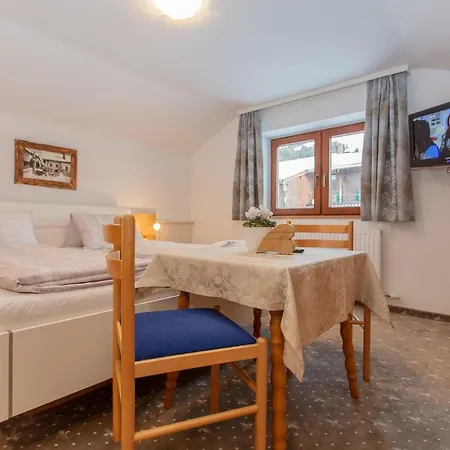 Πανσιόν Gaestehaus Rosi